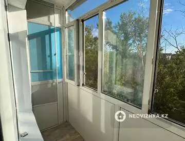 3-комнатная квартира, этаж 5 из 9, 60 м², миниатюра 4