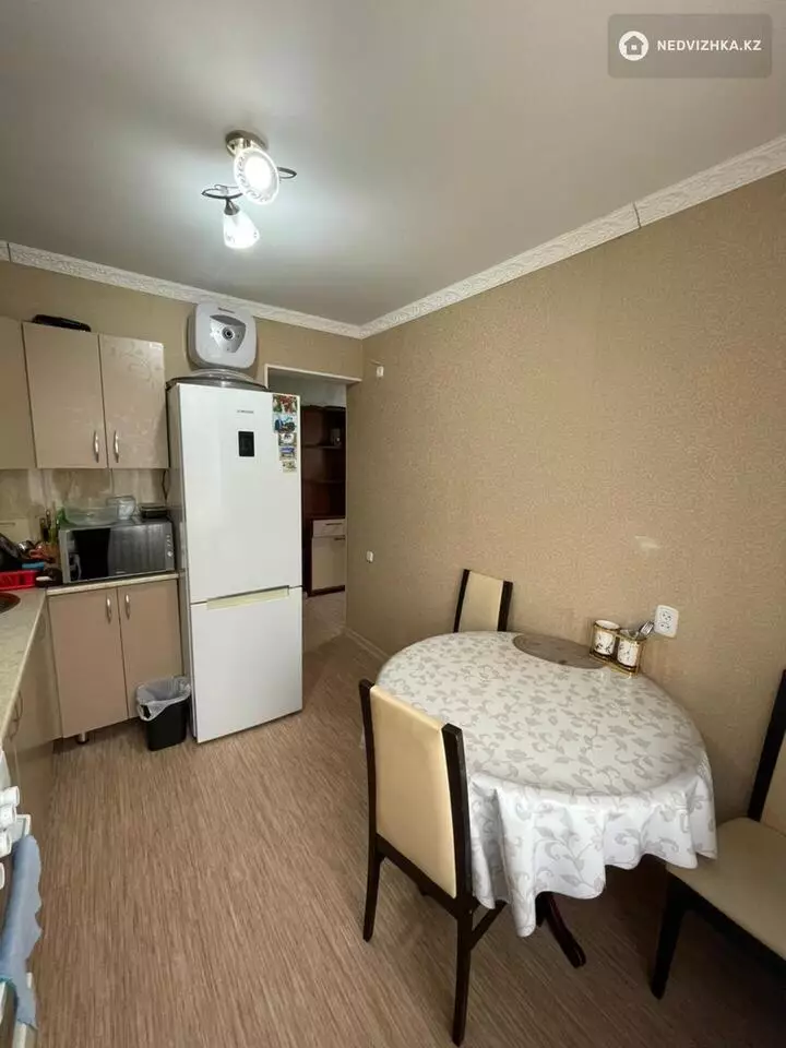3-комнатная квартира, этаж 5 из 9, 64 м², фотография 3