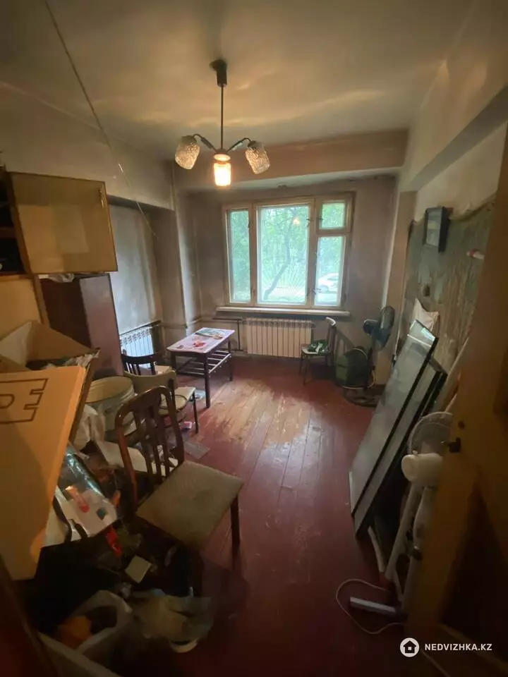 2-комнатная квартира, этаж 1 из 3, 52 м², фотография 3
