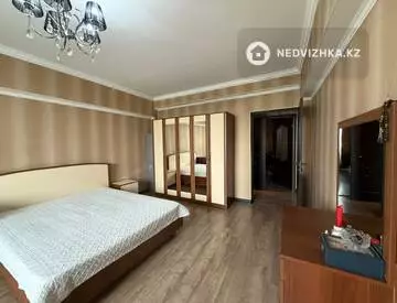 3-комнатная квартира, этаж 2 из 5, 97 м², миниатюра 2