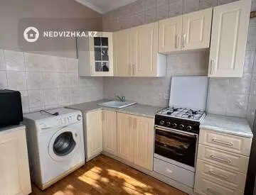2-комнатная квартира, этаж 5 из 5, 64 м², миниатюра 6