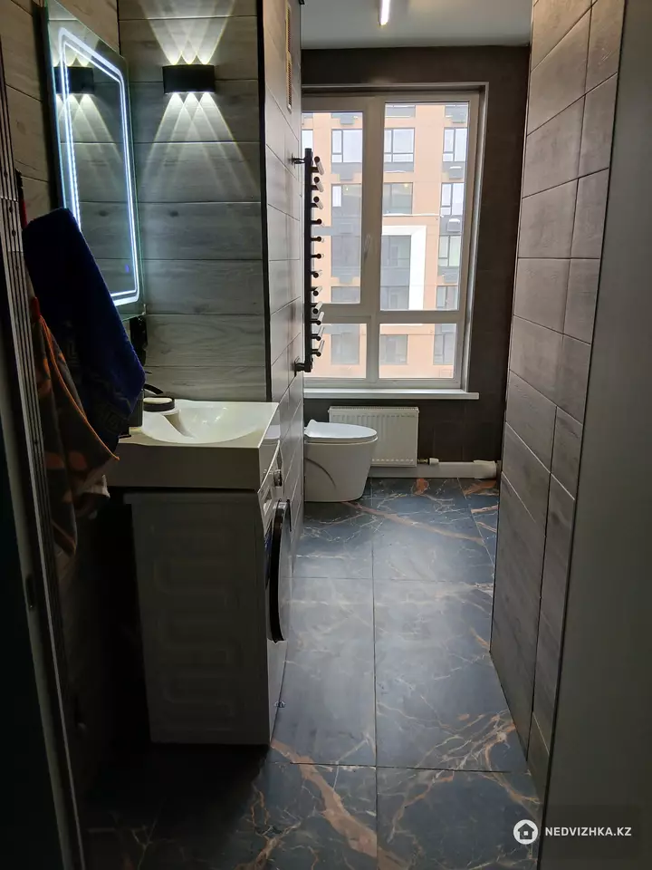 2-комнатная квартира, этаж 15 из 16, 63 м², фотография 4