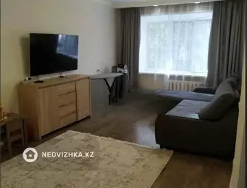 3-комнатная квартира, этаж 2 из 3, 67 м²