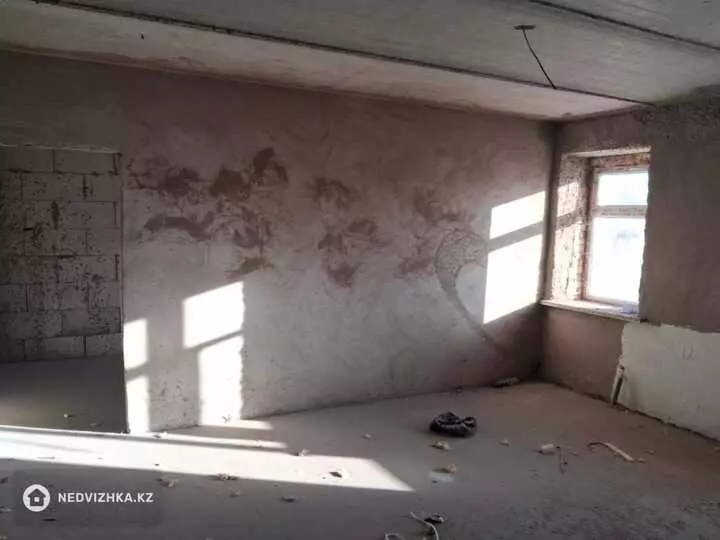 2-комнатная квартира, этаж 1 из 5, 50 м², фотография 4