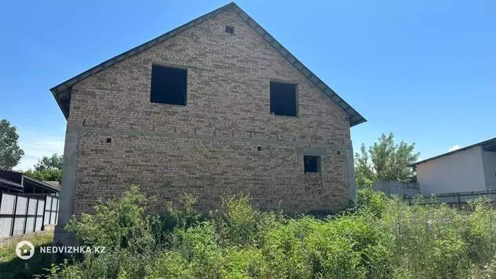4-комнатный дом, 13 соток, 168 м²