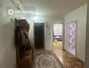 4-комнатная квартира, этаж 10 из 10, 76 м², миниатюра 6