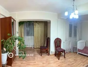 1-комнатная квартира, этаж 4 из 5, 35 м², На длительный срок