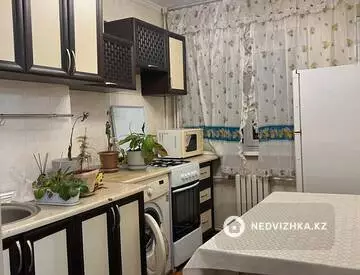 1-комнатная квартира, этаж 4 из 5, 35 м², На длительный срок