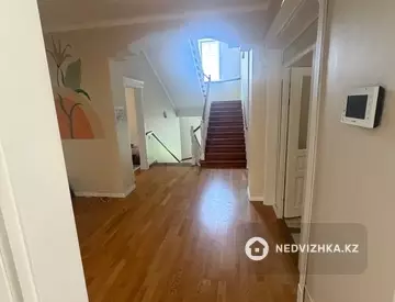 8-бөлмелі үй, 17 соттық, 514 м², 9-нобай