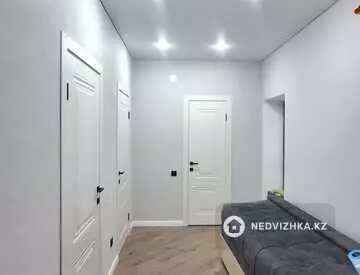 1-комнатная квартира, этаж 1 из 5, 52 м², миниатюра 6