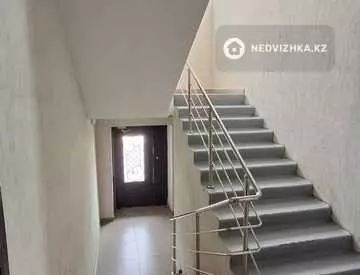 1-комнатная квартира, этаж 1 из 5, 52 м², миниатюра 10
