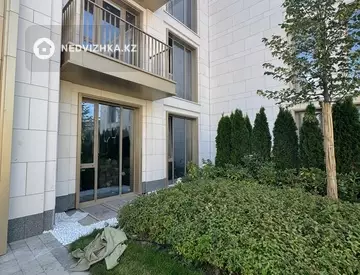 4-бөлмелі пәтер, қабат 1 барлық қабат саны 3, 230 м², 12-нобай