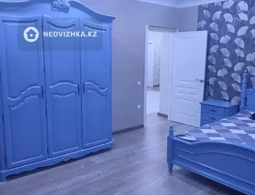 4-комнатная квартира, этаж 16 из 25, 130 м², Посуточно, миниатюра 7