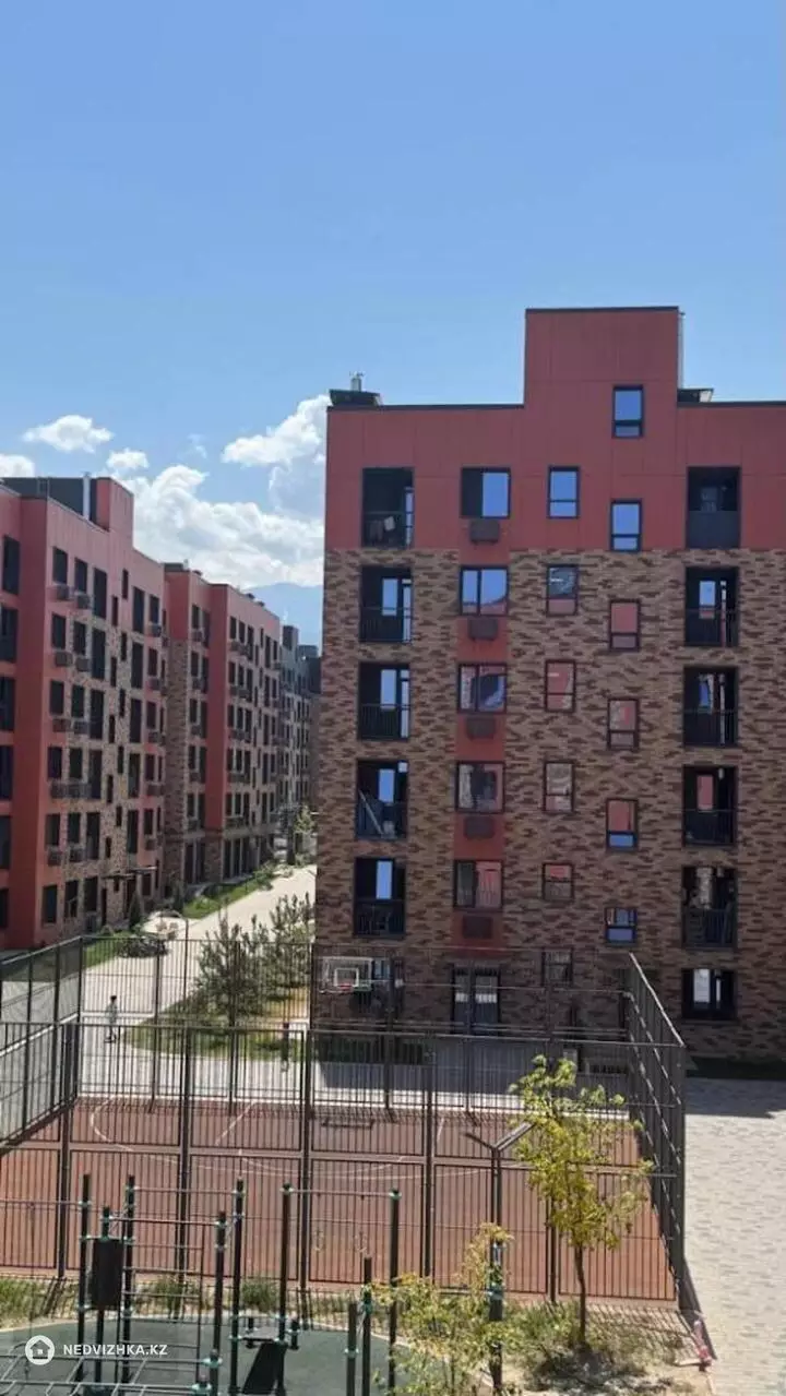 1-комнатная квартира, этаж 3 из 6, 74 м², фотография 2