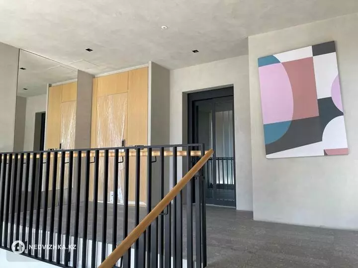4-комнатная квартира, этаж 3 из 3, 120 м², фотография 5