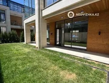 6-комнатная квартира, этаж 1 из 3, 450 м², миниатюра 8