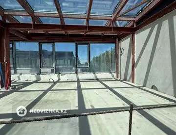 6-комнатная квартира, этаж 1 из 3, 450 м², миниатюра 9