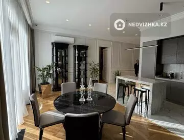4-комнатная квартира, этаж 1 из 3, 262 м², миниатюра 1