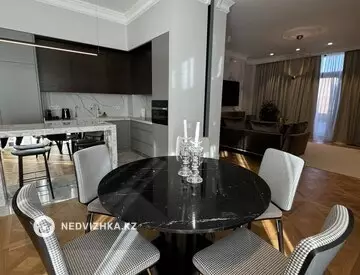 4-комнатная квартира, этаж 1 из 3, 262 м², миниатюра 7