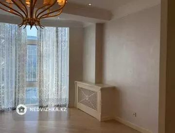 5-комнатная квартира, этаж 5 из 7, 280 м², На длительный срок