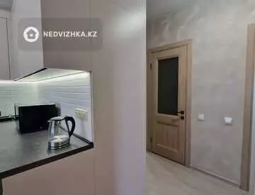 2-комнатная квартира, этаж 5 из 15, 50 м², миниатюра 7