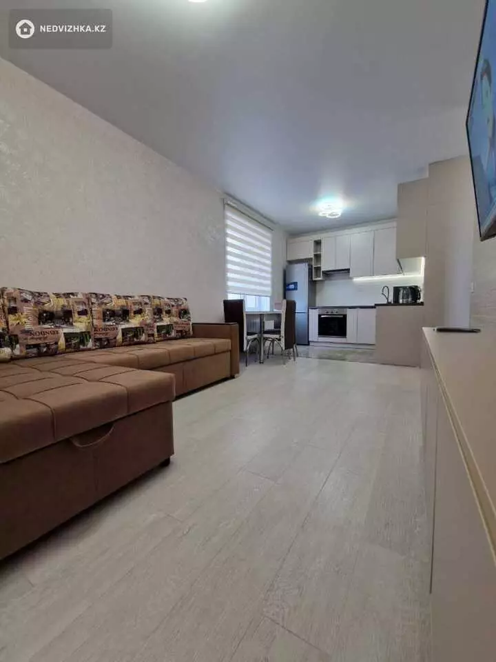 2-комнатная квартира, этаж 5 из 15, 50 м², фотография 3