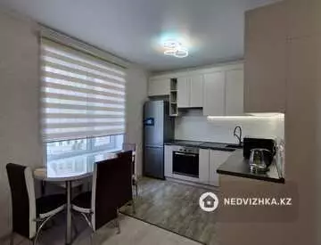 2-комнатная квартира, этаж 5 из 15, 50 м², миниатюра 6