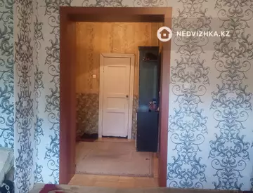 2-комнатная квартира, этаж 2 из 2, 52 м²
