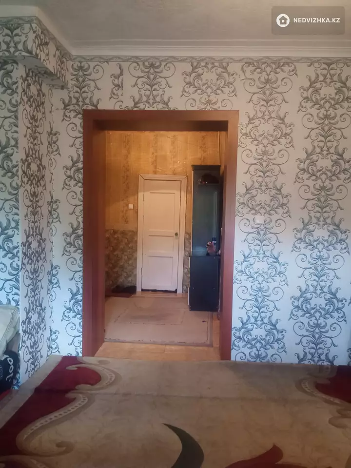 2-комнатная квартира, этаж 2 из 2, 52 м², фотография 3