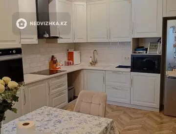 2-комнатная квартира, этаж 4 из 8, 75 м², миниатюра 10