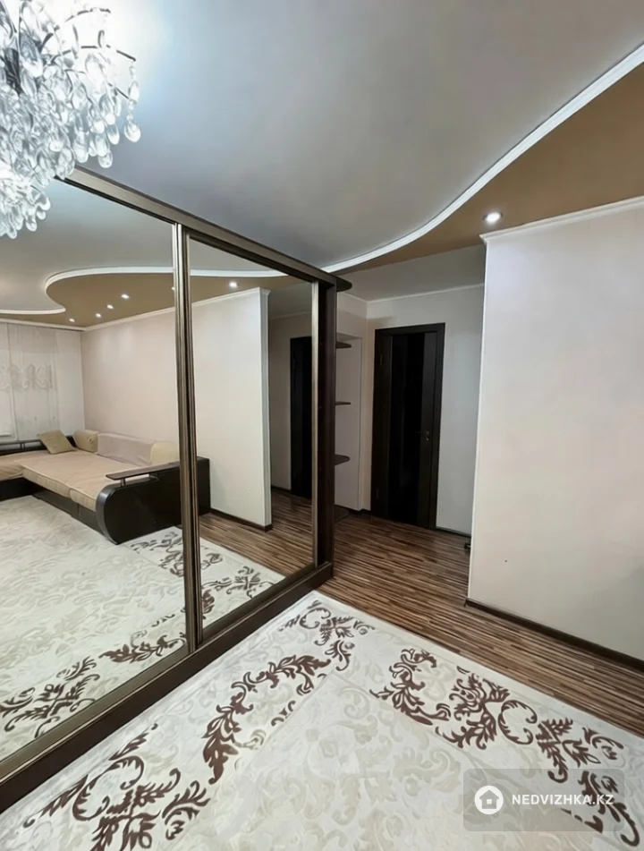3-комнатная квартира, этаж 2 из 9, 67 м², фотография 4