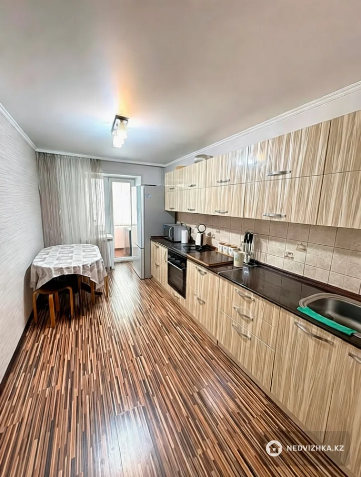 3-комнатная квартира, этаж 2 из 9, 67 м², фотография 5