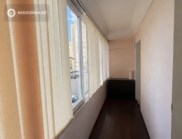 3-комнатная квартира, этаж 2 из 9, 67 м², миниатюра 11