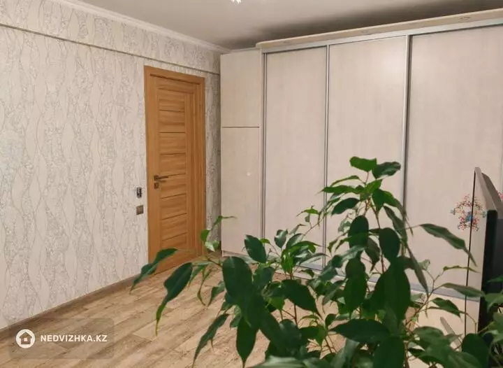 2-комнатная квартира, этаж 5 из 5, 51 м²