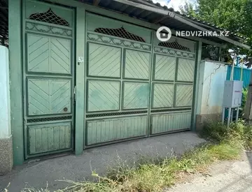 2-комнатный дом, 10 соток, 69 м²