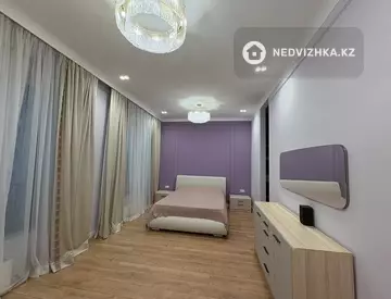 3-комнатная квартира, этаж 4 из 7, 145 м²