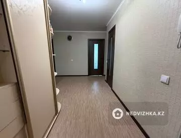 3-комнатная квартира, этаж 3 из 5, 81 м², миниатюра 11