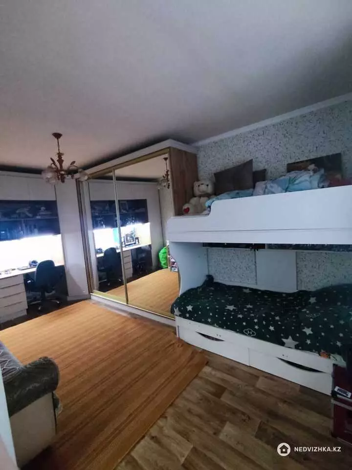 2-комнатная квартира, этаж 2 из 2, 54 м², фотография 5