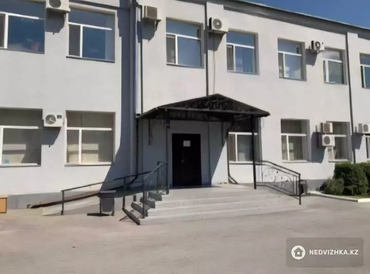 Помещение, этаж 2 из 2, 1 500 м²