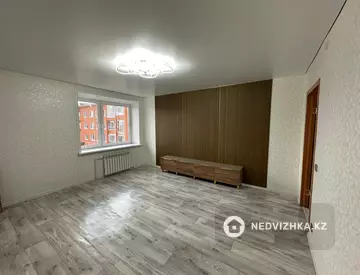 2-комнатная квартира, этаж 3 из 4, 67 м²