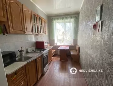 3-комнатная квартира, этаж 2 из 2, 70 м², миниатюра 7