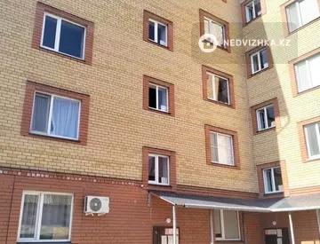 6-комнатная квартира, этаж 5 из 5, 49 м²