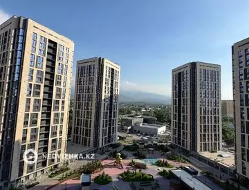 2-комнатная квартира, этаж 12 из 20, 50 м², Посуточно, миниатюра 9