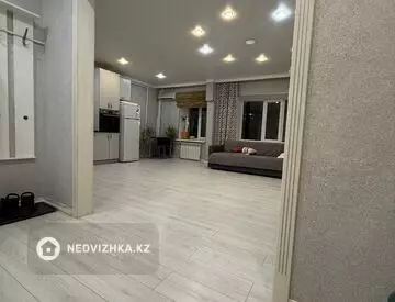 4-комнатная квартира, этаж 2 из 6, 85 м²