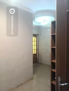 2-комнатная квартира, этаж 8 из 9, 51 м², миниатюра 11