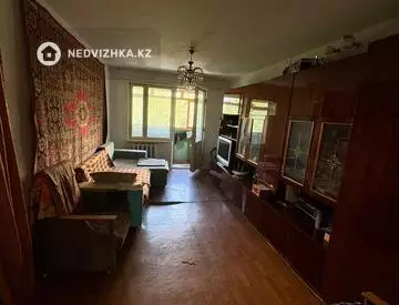 3-комнатная квартира, этаж 4 из 5, 61 м²