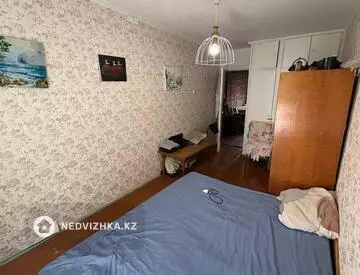 3-комнатная квартира, этаж 4 из 5, 61 м²