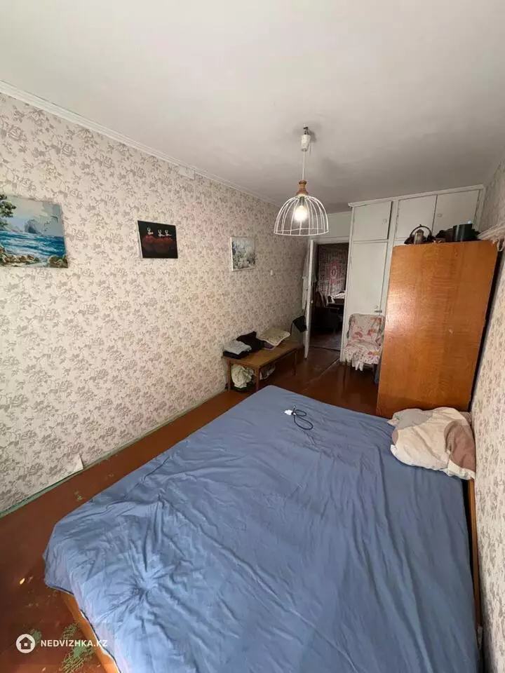 3-комнатная квартира, этаж 4 из 5, 61 м², фотография 5