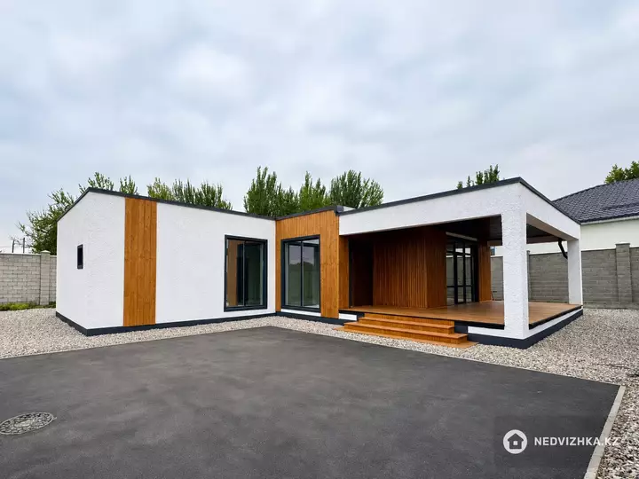 4-комнатный дом, 4.5 соток, 130 м², фотография 3
