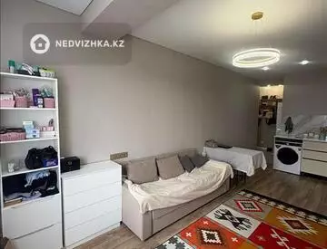 1-комнатная квартира, этаж 5 из 4, 30 м²